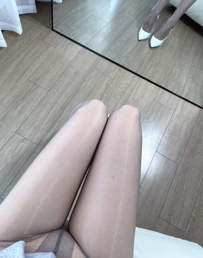 抖娘-利世 NO.202 自摄 – 牛仔裤[51P-210M]-1