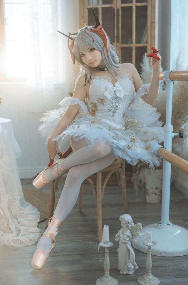 是三不是世w – NO.45 明日方舟-W芭蕾[27P-190MB]-1